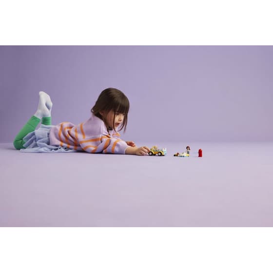 LEGO® Friends Dog-Grooming Car (42635) image 10