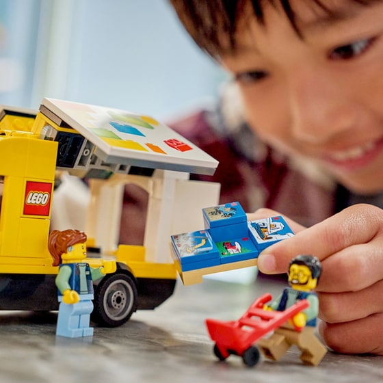LEGO® City Το LEGO Βανάκι (60500) image 2