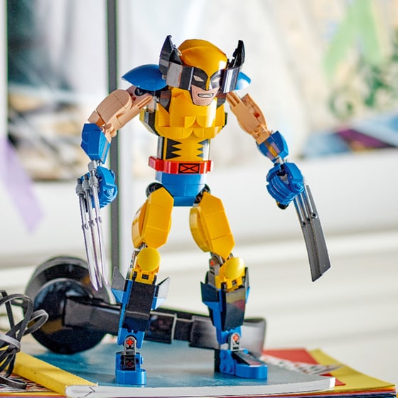 LEGO® Marvel Wolverine Construction Figure (76257) image 2