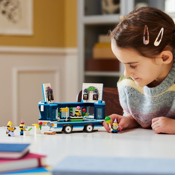 LEGO® Despicable Me Minions' Music Party Bus (75581) image 13