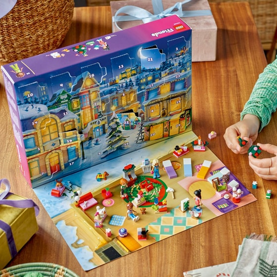 LEGO® Friends Advent Calendar 2025 (42668) image 4