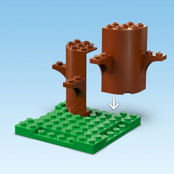 LEGO® Bluey: Bluey's Family House (11203) image 1