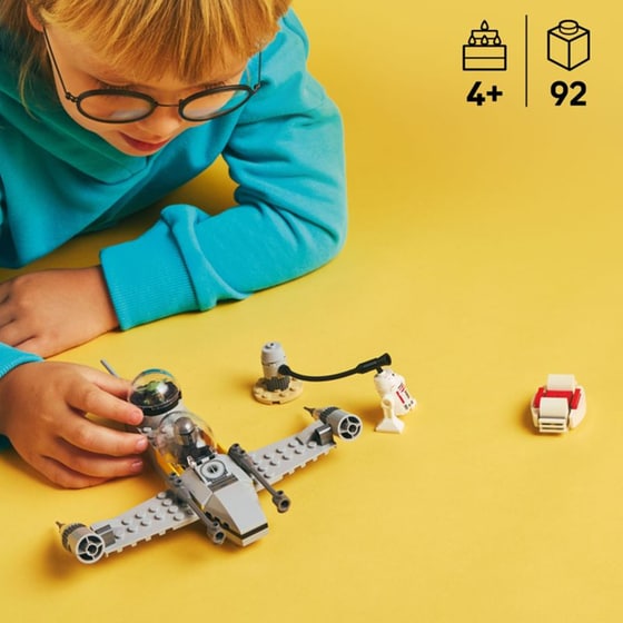 LEGO® Star Wars™ Mando and Grogu's N-1 Starfighter™ (75410) image 10