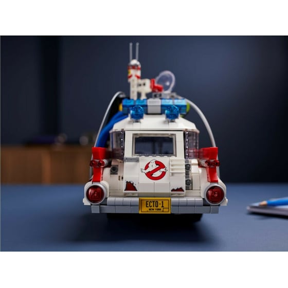 LEGO® Icons Ghostbusters Ecto-1 (10274) image 8