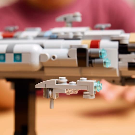 LEGO® Star Wars™ Home One Starcruiser (75405) image 10