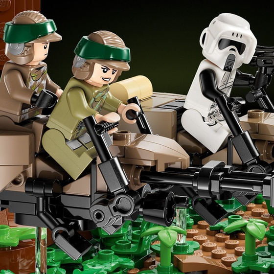 LEGO® Star Wars Endor™ Speeder Chase Diorama (75353) image 5
