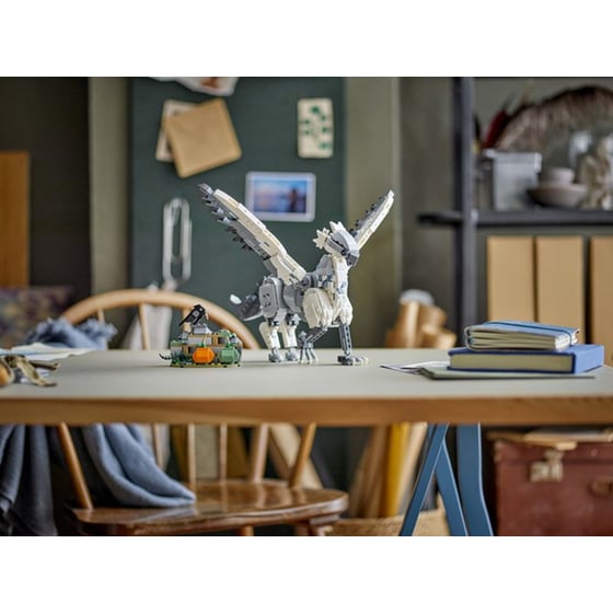 LEGO® Harry Potter Buckbeak™ (76427) image 3