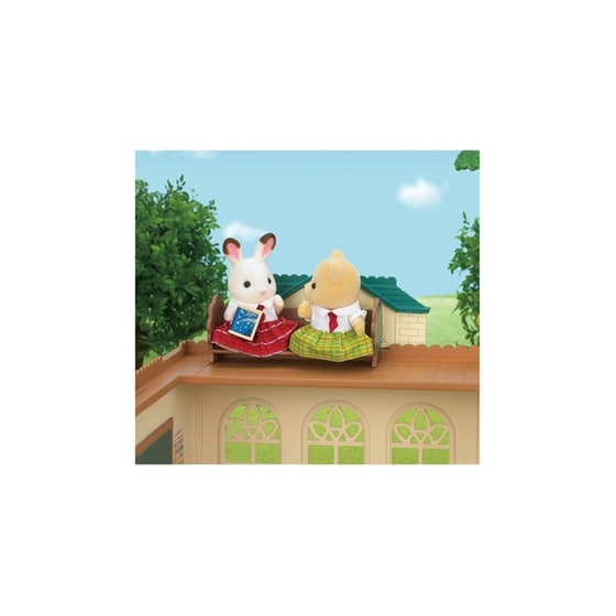Sylvanian Families: Country Tree School (5105) image 5