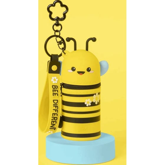 Κασετίνα Σιλικόνης Legami Mini Kawaii με Μπρελόκ Bee image 5