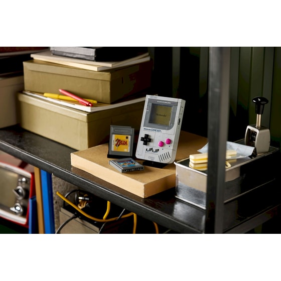 LEGO® Nintendo Game Boy™ (72046) image 6