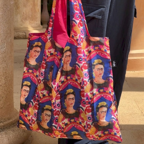 Τσάντα Χειρός/ Ώμου Shopper Loqi Frida Kahlo "The Frame" (Self-Portrait) από Ανακυκλωμένα Υλικά image 1