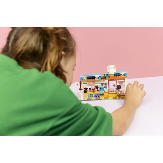 LEGO® Friends Dog Treats Bakery (42677) image 5