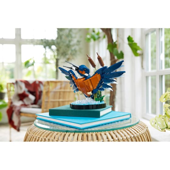 LEGO® Icons Kingfisher Bird (10331) image 12