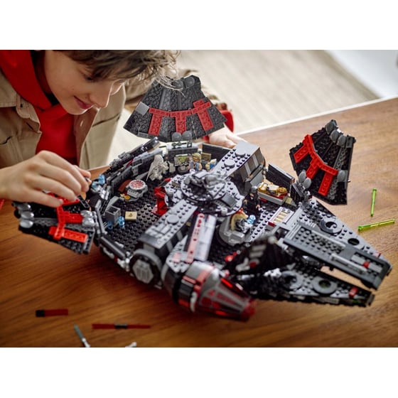 LEGO® Star Wars The Dark Falcon (75389) image 11