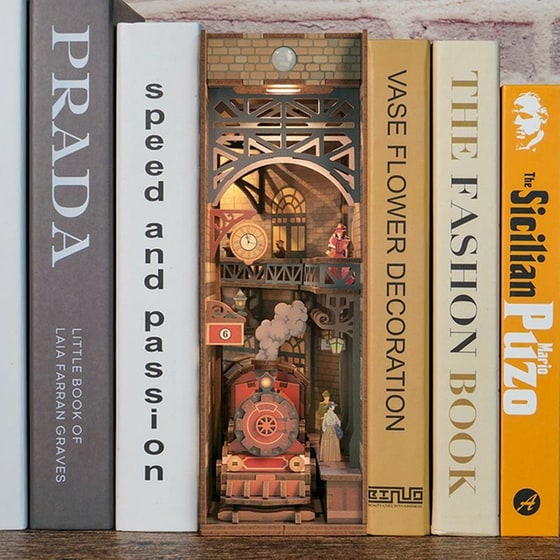 DIY 3D Puzzle Book Nook Kit Βιβλιοστάτης - The Steam Age image 7