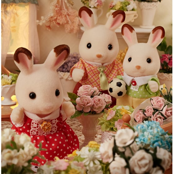 Sylvanian Families - The Chocolate Rabbit Family (5655) image 3