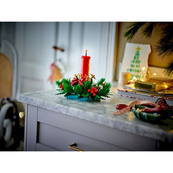 LEGO® Christmas Table Decoration (40743) image 4