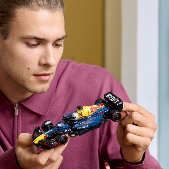 LEGO® Speed Champions Oracle Red Bull Racing RB20 F1® (77243) image 7