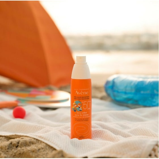 Αδιάβροχο Παιδικό Αντηλιακό Spray Avene Για Πρόσωπο και Σώμα SPF50+ 200ml image 1