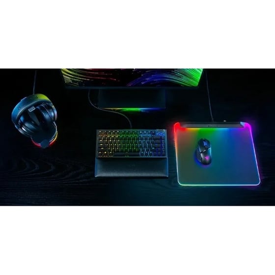 Razer FIREFLY V2 PRO Gaming Mouse Pad Medium 360 mm - Black image 6