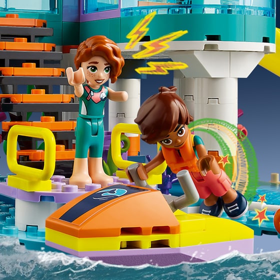 LEGO® Friends Sea Rescue Center (41736) image 8