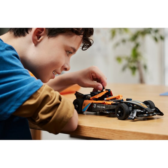 LEGO® Technic NEOM McLaren Formula E Race Car (42169) image 3