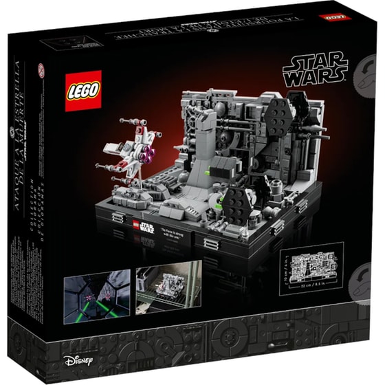 LEGO® Star Wars Death Star™ Trench Run Diorama (75329) image 1
