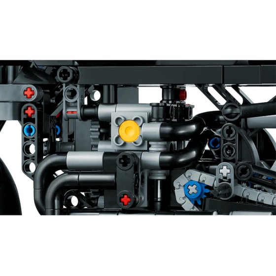 LEGO® Technic The Batman Batcycle (42155) image 6