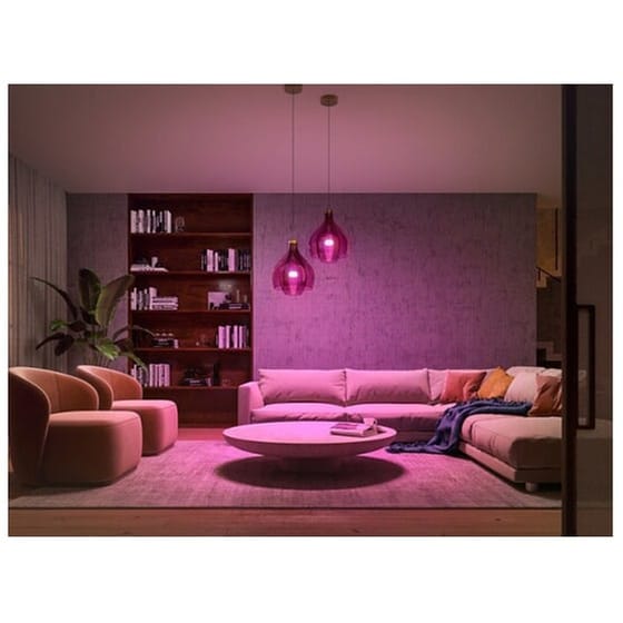 Σετ Philips Hue Brigde, Έξυπνη Λάμπα Hue E27 & Έξυπνo Φορητό Φωτιστικό Philips HUE Go - RGBW image 6