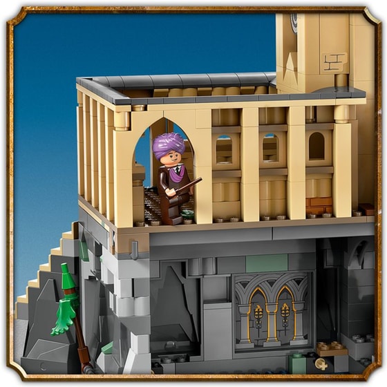 LEGO® Harry Potter Hogwarts™ Castle: The Great Hall (76435) image 14