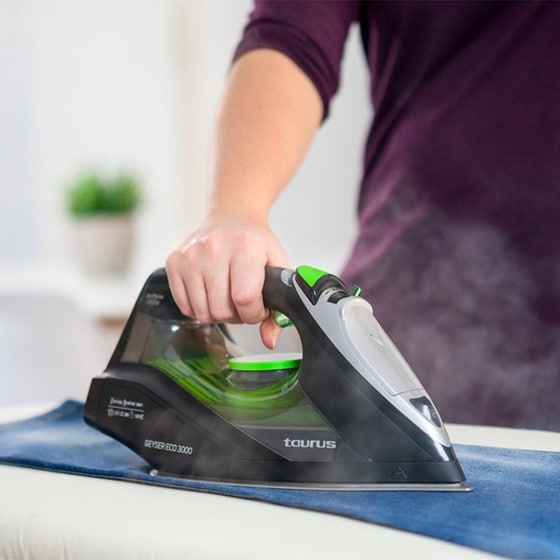 TAURUS GEYSER ECO 3000 3000 W Μαύρο Σίδερο Ατμού image 1