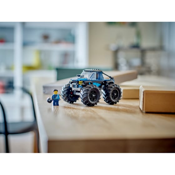 LEGO® City Blue Monster Truck (60402) image 5