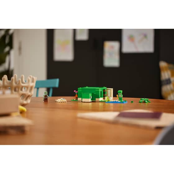 LEGO® Minecraft The Turtle Beach House (21254) image 4