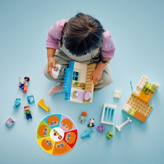 LEGO® Duplo First Time: Visit with the Doctor (10449) image 5