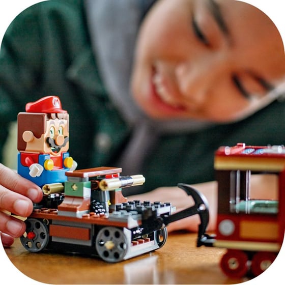 LEGO® Super Mario™ The Bowser Express Train (71437) image 12