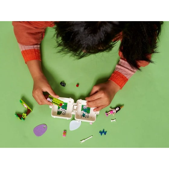 LEGO® Friends Emma's Dalmatian Cube (41663) image 4