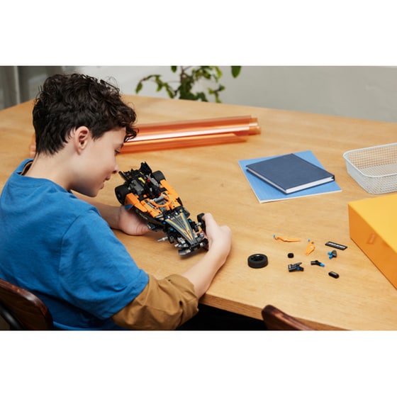 LEGO® Technic NEOM McLaren Formula E Race Car (42169) image 5