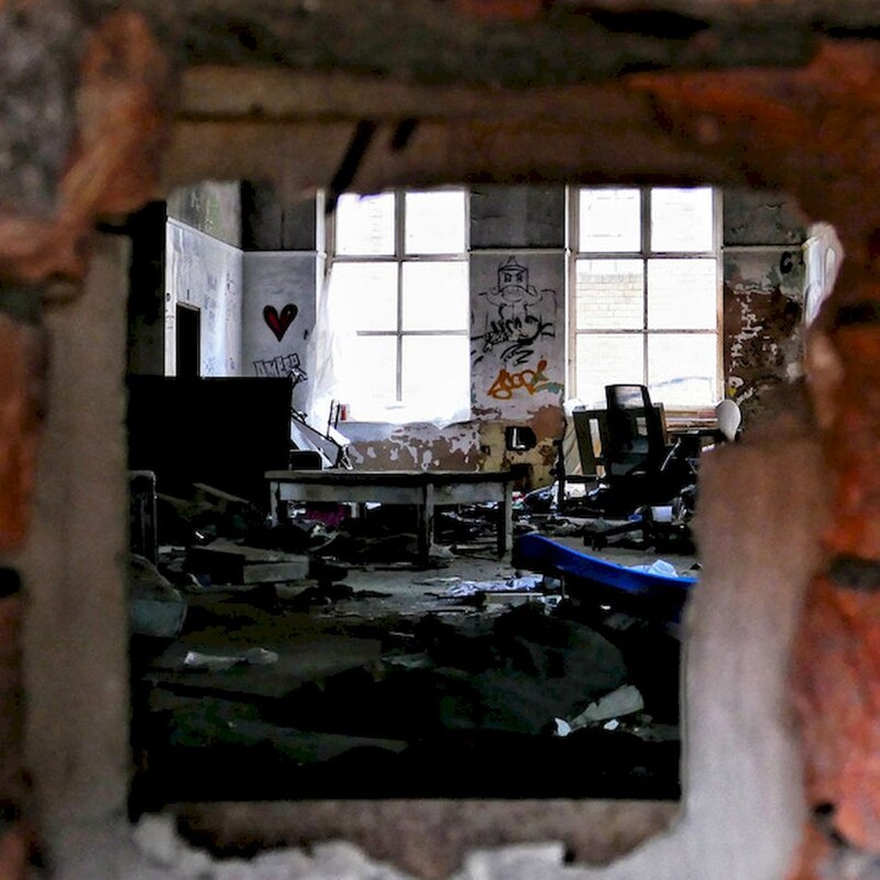 Decay (Ghostly Splatter)