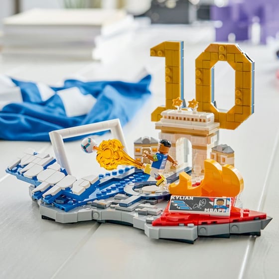 LEGO® Editions Kylian Mbappé Οι Καλύτερες Ποδοσφαιρικές Στιγμές (43013) image 7
