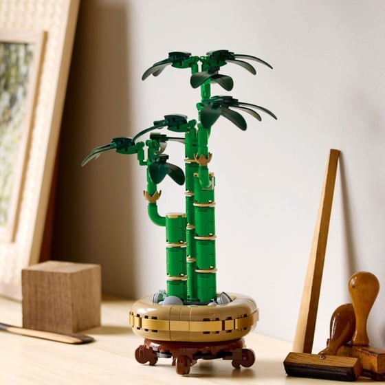 LEGO® Botanicals Lucky Bamboo (10344) image 11