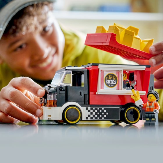 LEGO® City Fries Food Truck (60488) image 5