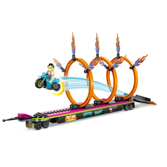 LEGO® City Stunt Truck & Ring of Fire Challenge (60357) image 4