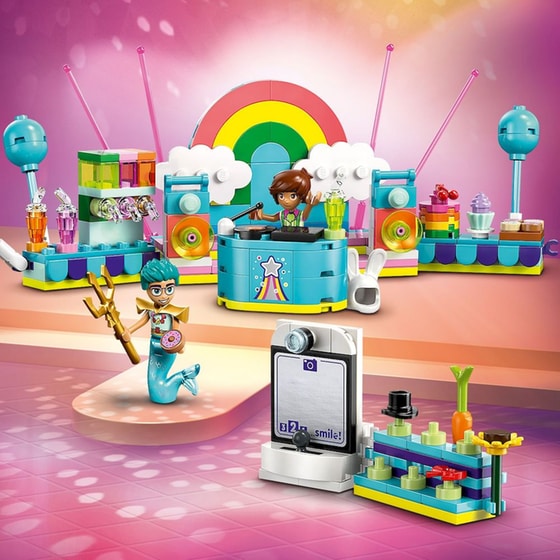 LEGO® Friends Costume Party with Unicorn & Fairy (42661) image 11