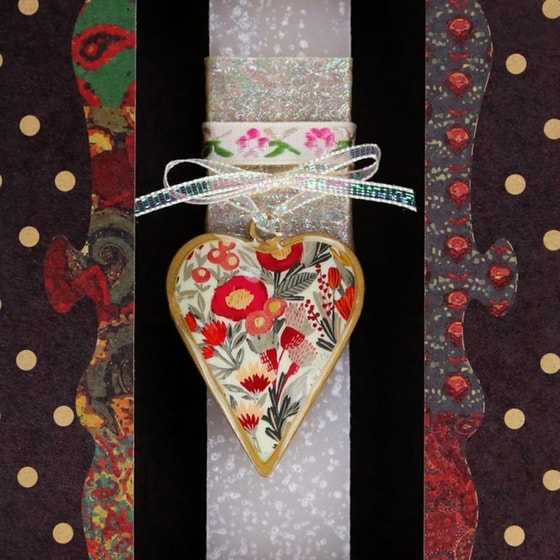 Λαμπάδα&nbsp;Synchronia&nbsp;Καρδιά&nbsp;Φλοράλ&nbsp;Μικρή&nbsp;Μπεζ image 1