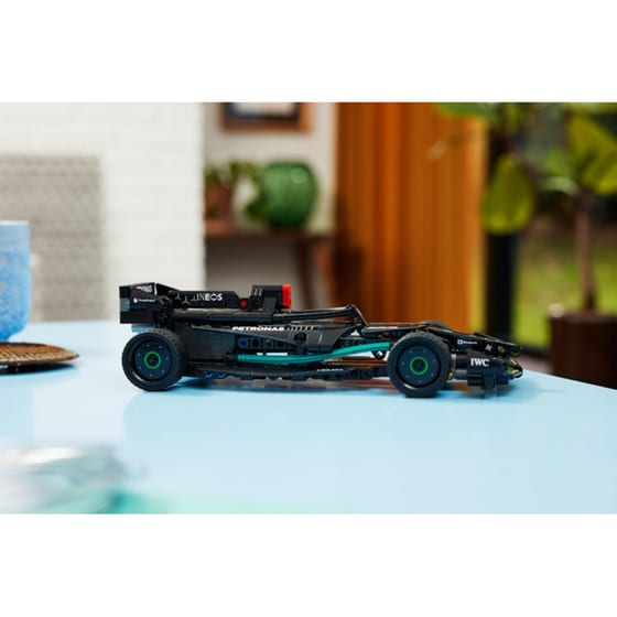 LEGO® Technic Mercedes-AMG F1 W14 E Performance Pull-Back (42165) image 2