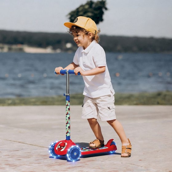 Παιδικό Πατίνι Τρίτροχο AS Scooter Plus Spiderman με Φωτιζόμενες Ρόδες image 1
