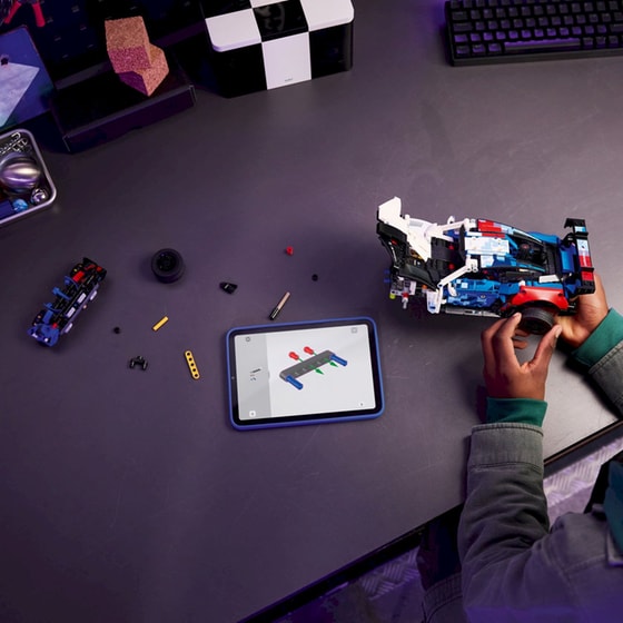 LEGO® Technic BMW M4 GT3 EVO Race Car (42226) image 5