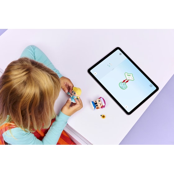 LEGO® Disney Princess Mini Anna & Elsa (43284) image 4