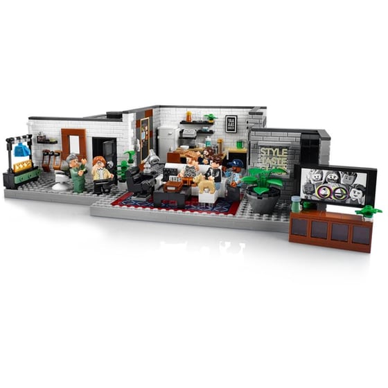 LEGO® Icons Queer Eye – The Fab 5 Loft (10291) image 3