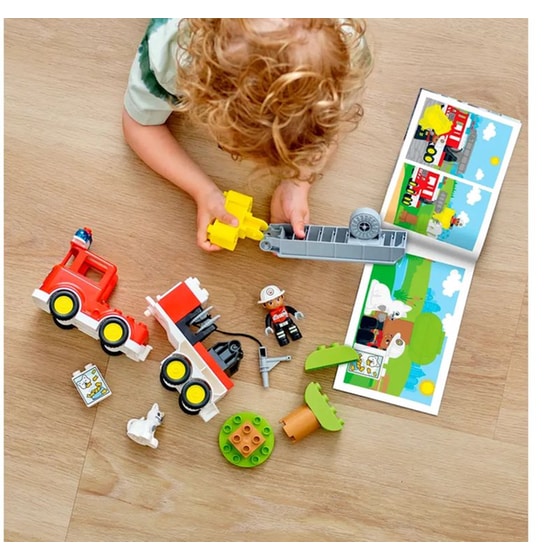 LEGO® Duplo Fire Truck (10969) image 5